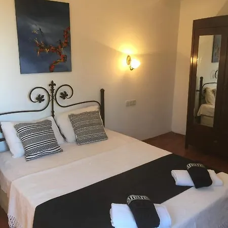 Villa Elegant Villas 1-1 *