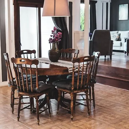 Elegant Villas 1-1 빌라